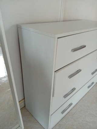 Consegna a domicilio Castellon, grande cassettiera