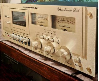 Amplific. Marantz PM7000N + pletina Marantz 5025