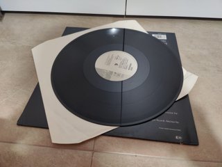 Roy Orbison - She’s a Mystery to Me LP