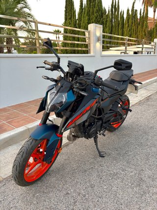 KTM Duke 125