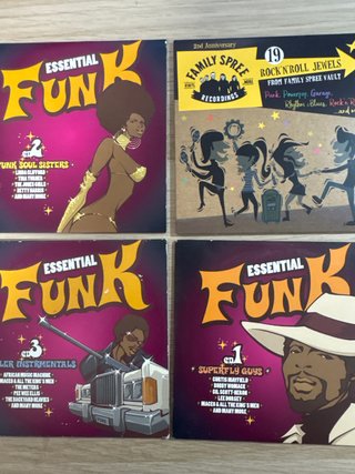 Lotes de CDs Essential Funk