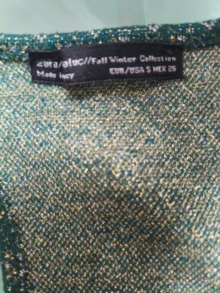 Camiseta fiesta verde y dorada