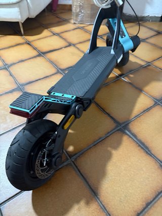Patinete Cecotec Como nuevo si daños y factura