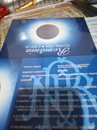 2 Billetes Polímero Eclipse 2000 Lei Rumanía