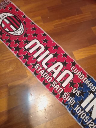 Sciarpa Milan Inter Euro Derby calcio 10/05/2023