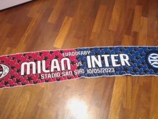Sciarpa Milan Inter Euro Derby calcio 10/05/2023