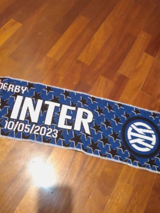 Sciarpa Milan Inter Euro Derby calcio 10/05/2023