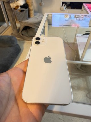 iPhone 12 Blanco 64GB 75% Batería
