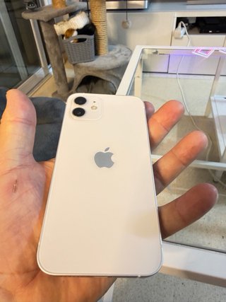 iPhone 12 Blanco 64GB 75% Batería
