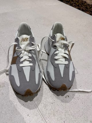 Zapatillas New Balance 327 Blancas Doradas Talla 3