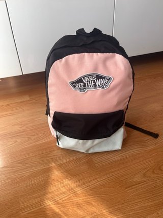 Mochila Vans Negra y Rosa