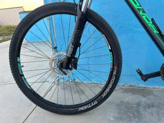 Bicicleta Conor 7200 29 MTB en excelente estado