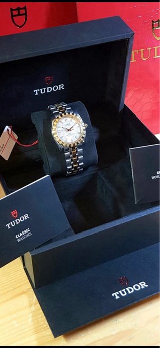 Tudor - Geneva Classic Date - "38mm"