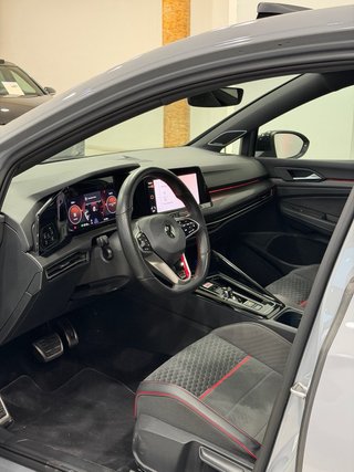 VOLKSWAGEN GOLF CLUBSPORT 300CV DSG7 2022