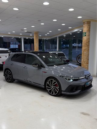 VOLKSWAGEN GOLF CLUBSPORT 300CV DSG7 2022