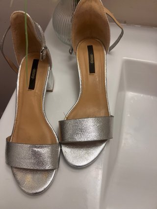 Sandalias Mustang Talla 37 Plata