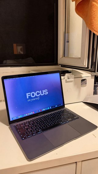 MacBook Air 2020 96% Batería