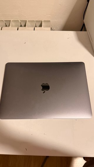 MacBook Air 2020 96% Batería