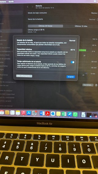 MacBook Air 2020 96% Batería