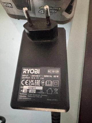 Pack Ryobi ONE+ 18V: Amoladora + Atornillador