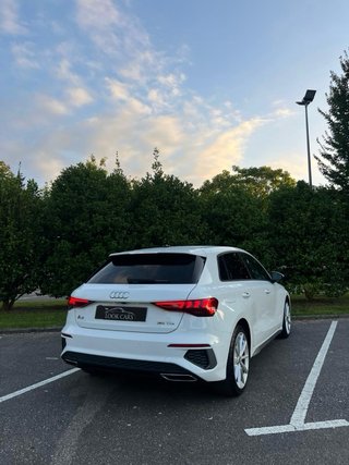 AUDI A3 SPORTBACK 35 TDI S-LINE