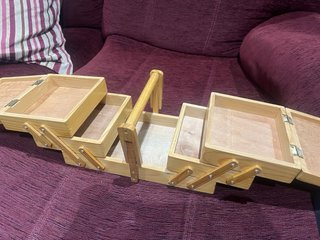 Costurero vintage madera y tela