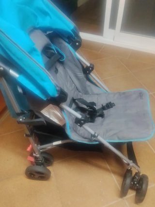 Silla de paseo plegable azul