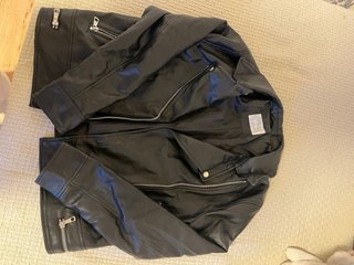 Chaqueta de cuero Zara negra