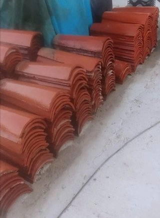 Teja árabe (roja) dos medidas.