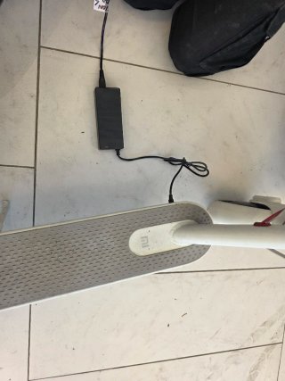 Patinete Eléctrico xiomi MI con un Fallo