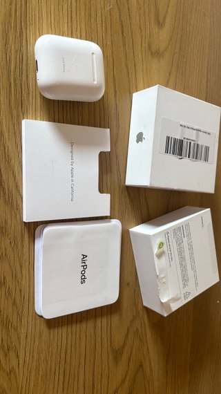 AirPods 2da Gen (2021)