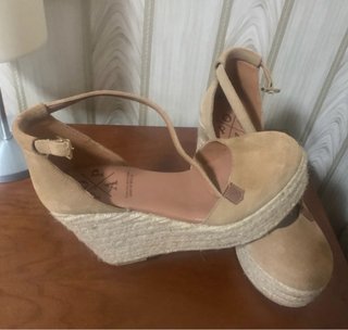 Sandalias cuña beige/marrón Talla 36