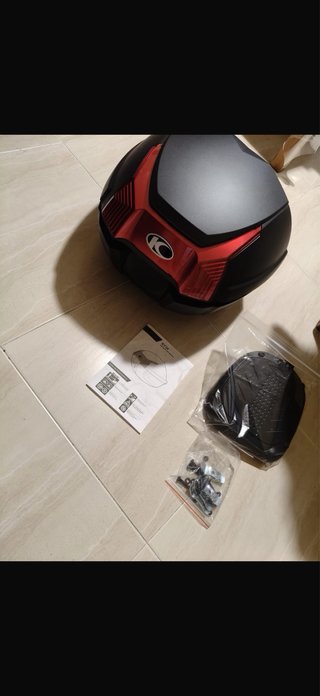 Baúl Kymco 34L + parrilla