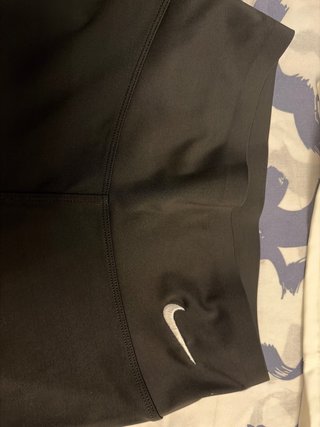 Conjunto Nike: Mallas y Camiseta sin mangas