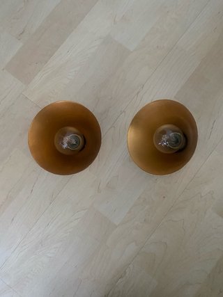 Aplique de pared blanco y dorado