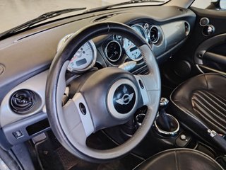 MINI Cooper 2005