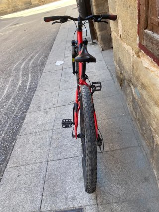 Trek Marlin 4 Roja ruedas 27.5" Último precio