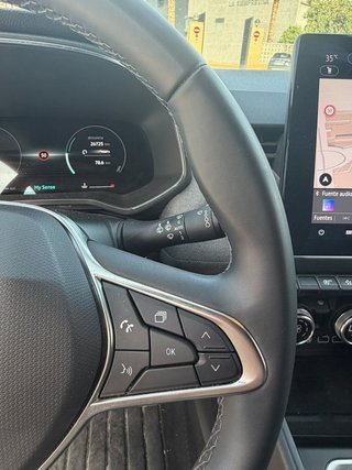 CUOTA 240€ - Renault Clio 2025 techno EcoG 100cv