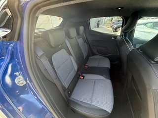 CUOTA 240€ - Renault Clio 2025 techno EcoG 100cv