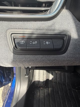 CUOTA 240€ - Renault Clio 2025 techno EcoG 100cv