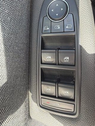 CUOTA 240€ - Renault Clio 2025 techno EcoG 100cv