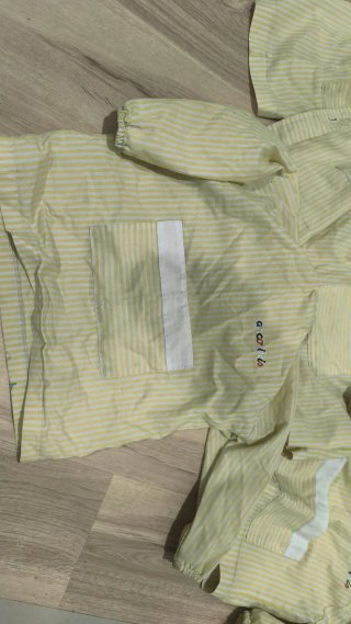 Uniforme y batas Arco Iris guardería