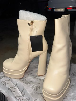 Botas Mia Shoes Negras y Beige Tacon Plataforma