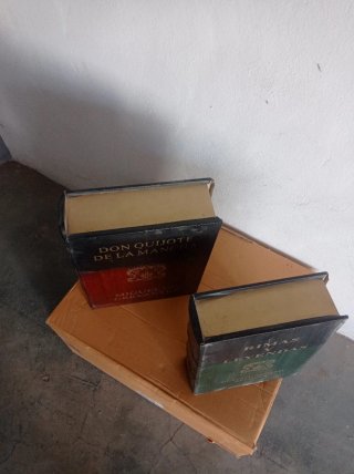 Caja-baul libro Don Quijote y Rimas