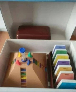 Juego de mesa Zigurat Family