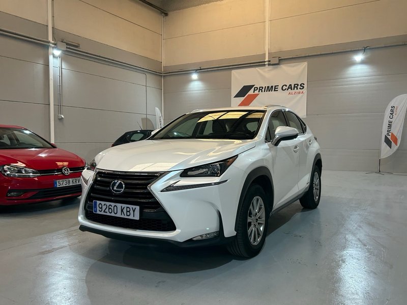 Lexus NX 2017 - foto 1