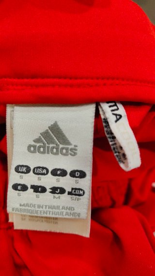 Pantalón Real Madrid adidas 2011/12 · Coentrão