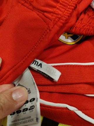 Pantalón Real Madrid adidas 2011/12 · Coentrão