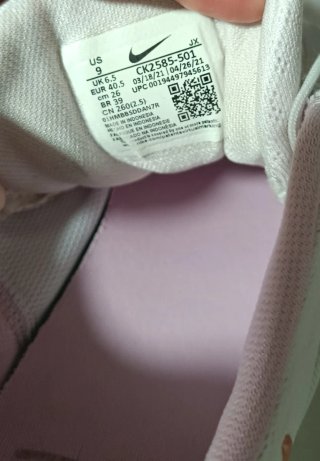 Zapatillas Nike Rosas y Blancas