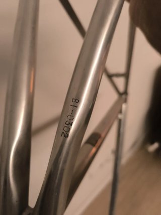 Cannondale Aluminio Criterium 3.0 con golpes
